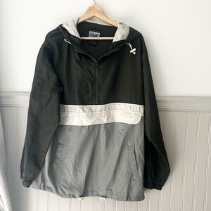 Beautiful Giant Men's XL Green and Gray Quarter Zip Windbreaker